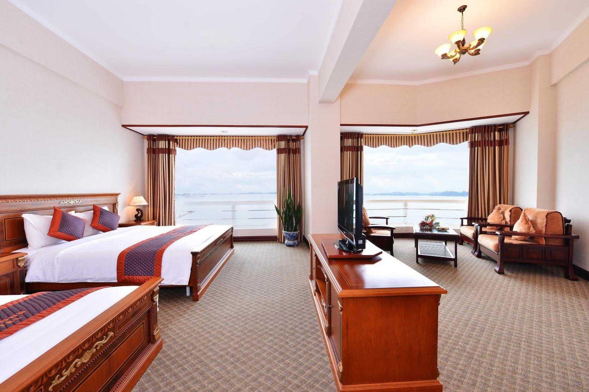 Grand Ha Long Hotel Exteriör bild