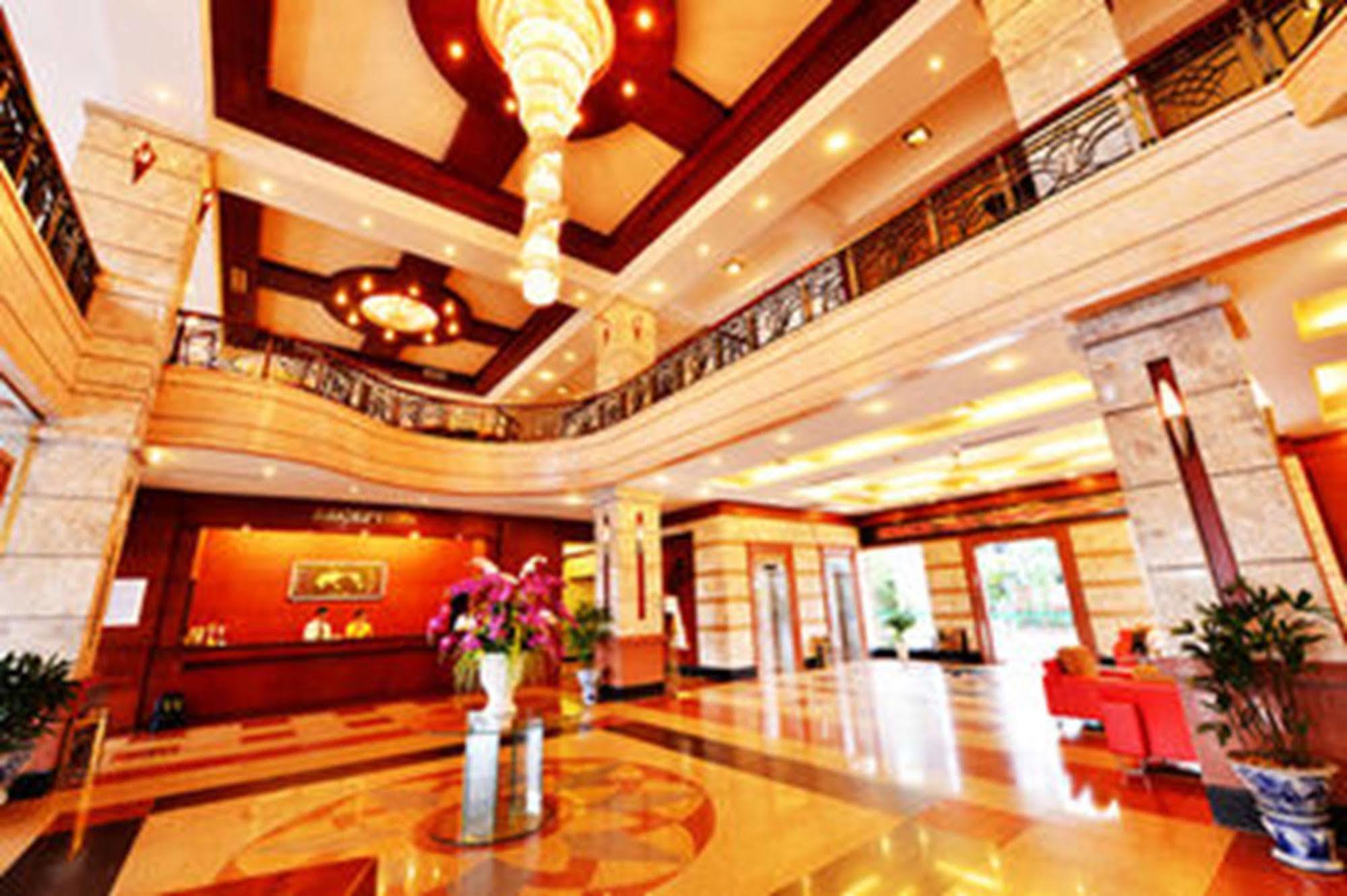 Grand Ha Long Hotel Exteriör bild